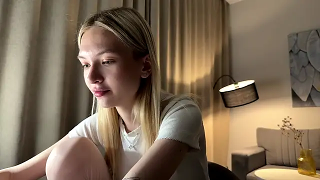 EvelineMolima Chat XXX in diretta