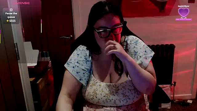 Rebecca_Summer Chat XXX in diretta