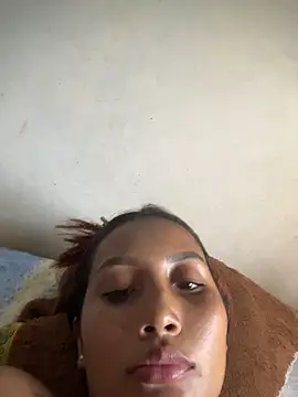 Genesis_18_'s Live XXX Chat