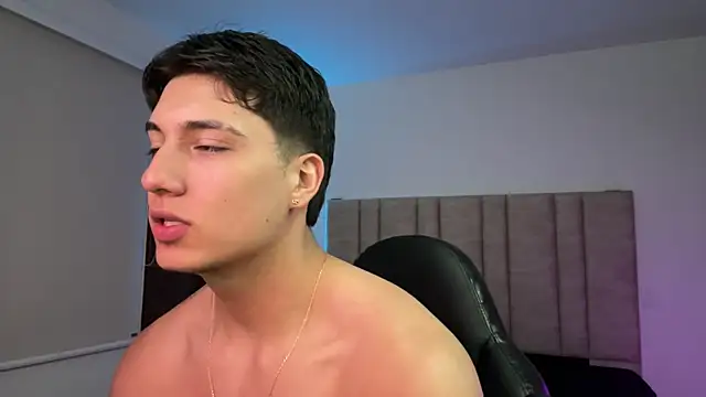 CHRIS_MORGAN1 webkamerás műsora