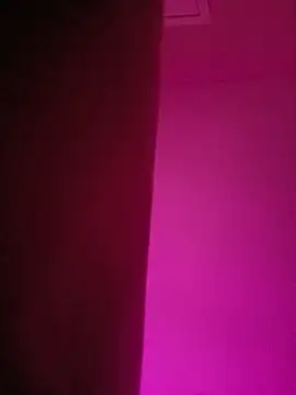 XXX chat uživo modela _Ramone666