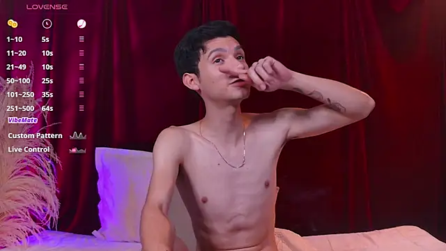 VicenteFerrer's Live XXX Chat