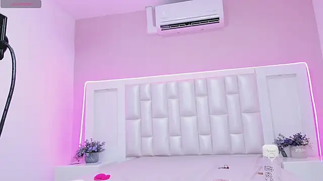 Liia_Collins' Webcam Show