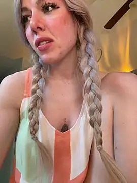 propertyofdaddy Chat XXX in diretta