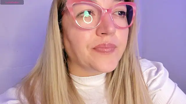 XXX chat uživo modela Naty_Mature_