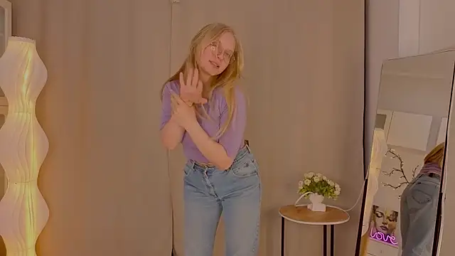 AlicaCohill live XXX chat