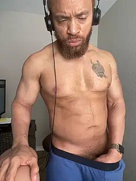 Fathero1time: вебкам-шоу