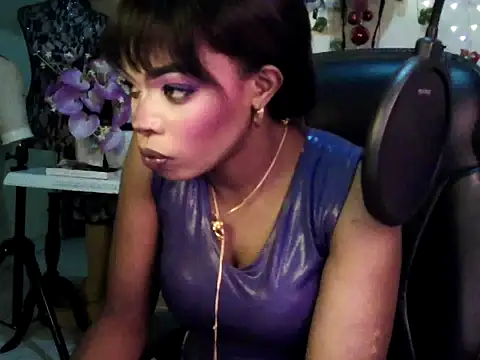 Anaconda2350: вебкам-шоу