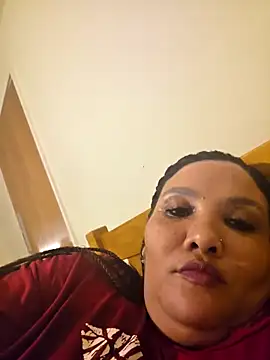 Curvy-Nthabi_X webcam show