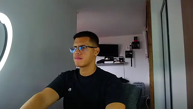 _John_Boy_ 即時 XXX 聊天