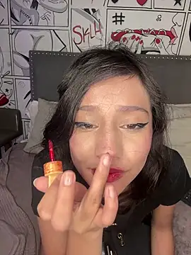 alison_ferrera_'s Live XXX Chat