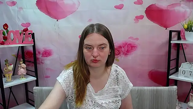 FreyaDak Chat XXX in diretta