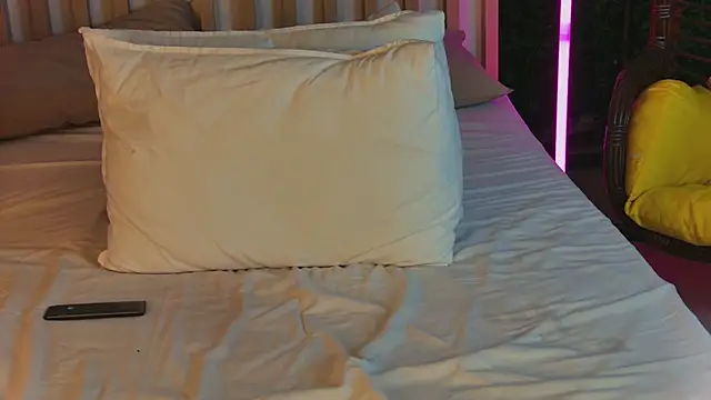 AnyaLov's Live XXX Chat