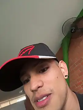 Drayking_ Pertunjukan Webcam