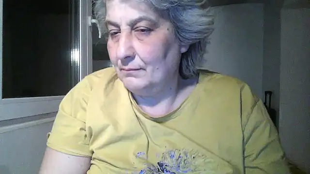 ExquisiteMature's Live XXX Chat