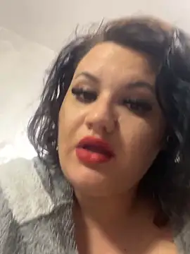 Xannyzzzz's Live XXX Chat