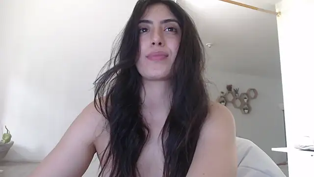 MIYESSI Chat XXX live