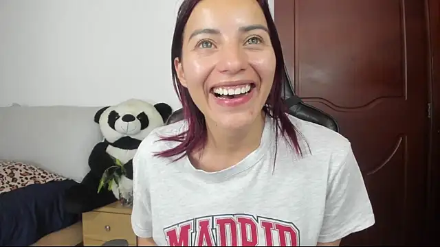 แชท XXX สดของ Arenne_rouse