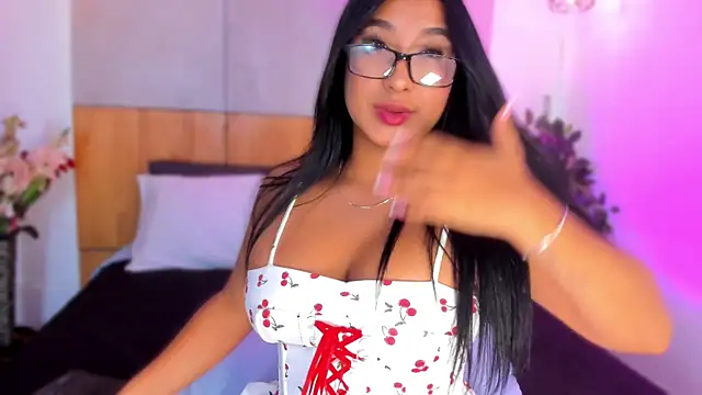 BellaHarllow Live XXX-Chat