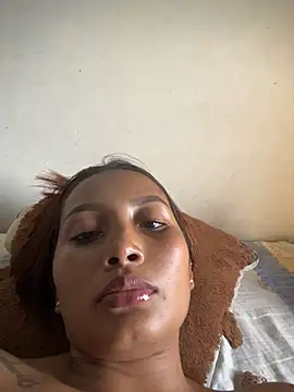 Genesis_18_ Live XXX-Chat