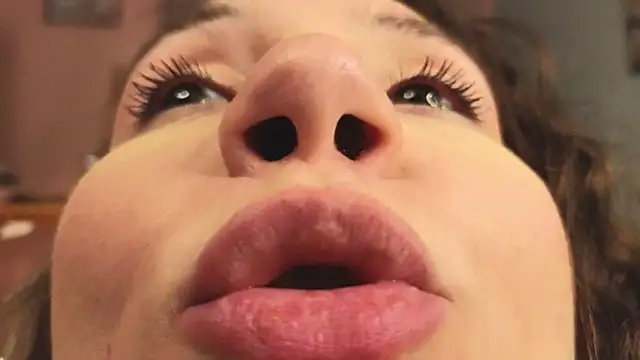 laracroftmansion's Webcam Show