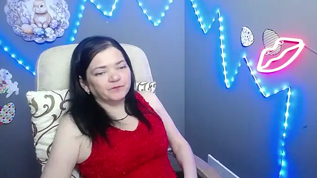 LauraFinn – Naživo XXX chat