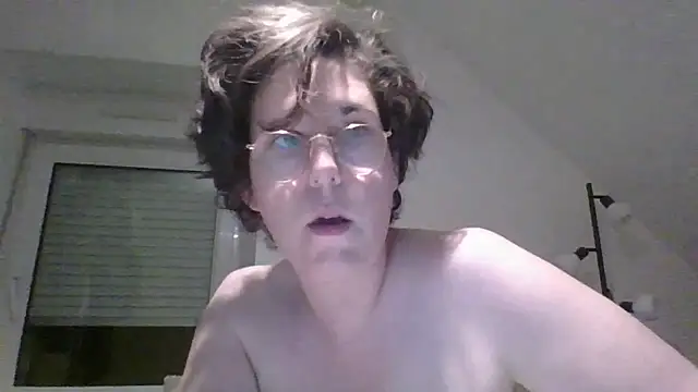 OIseauNoir88's Live XXX Chat