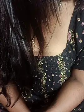 Vedhikaa___sexybigass__'s Webcam Show