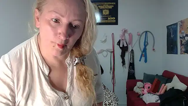 Chatroom XXX en direct de emperabigbootybigass