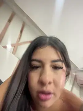 Madisson-Rivas 现场XXX聊天