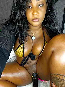 Pokazy przed kamerką – Denise_wolfe21