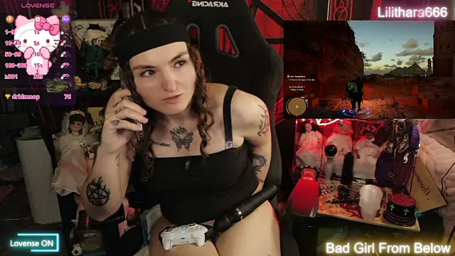 Pertunjukan Kamera Web Lilithara666