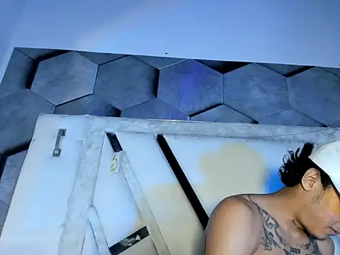 AlessiaAndAxel webkamerás műsora