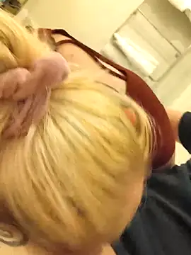 Show Webcam de luckilyfound3