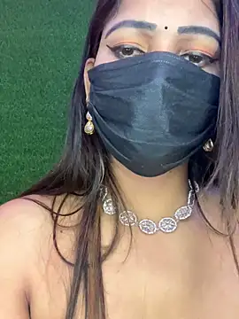 Chat XXX en directo de CUTI-NAINA