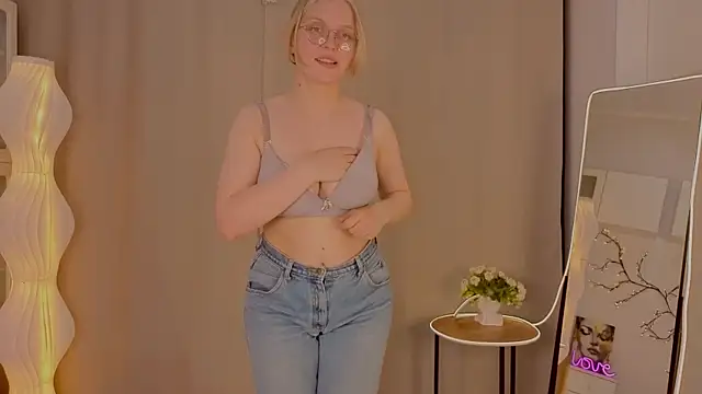 AlicaCohill Adlı Modelin Canlı XXX Sohbeti