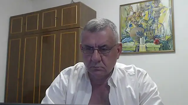 Show modela machomale3 na web-kameri