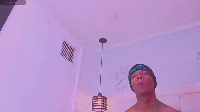 Santiago_Ortiz_ Webcam show