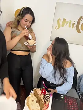 Pokazy przed kamerką – Antonella_Julieta