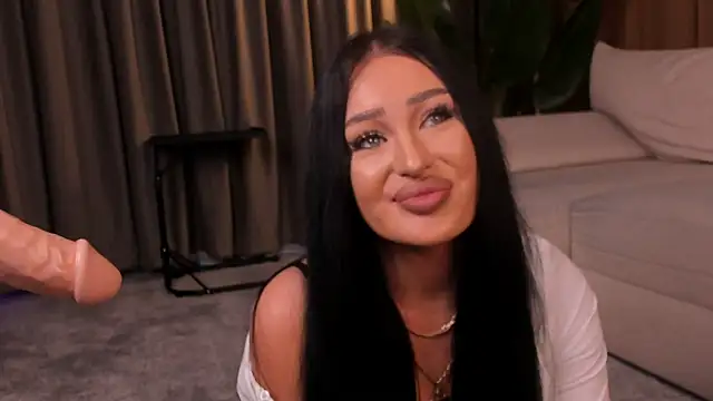 Chat XXX en directo de EmeraldKat