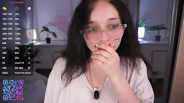 HannaHayles Show Webcam