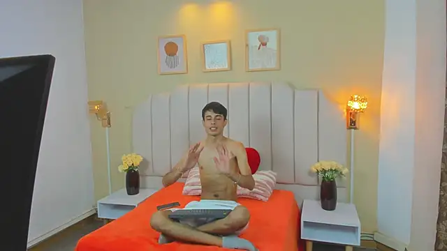 Вебкам-шоу thomas_dikey