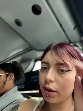 Pokazy przed kamerką – RojitasTeaseX_