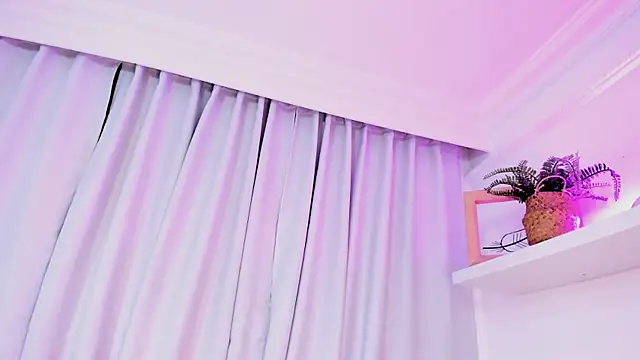 pucca7 Adlı Modelin Canlı XXX Sohbeti