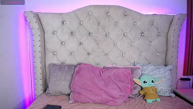 Elizabeth_Evans1 Chat XXX in diretta