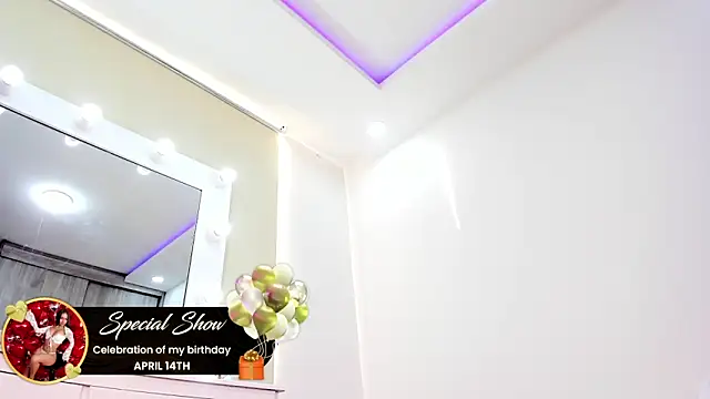 Chat +18 de karlyn_angels ao vivo