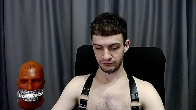 _Damien_thorn_ élő XXX-chatje