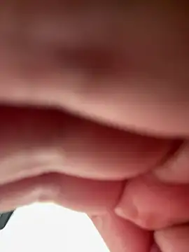 andrewmhilton_ Chat XXX in diretta