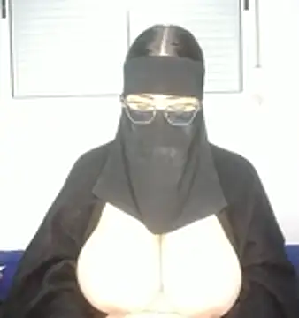 Sexy__Arab Adlı Modelin Web Kamerası Şovu