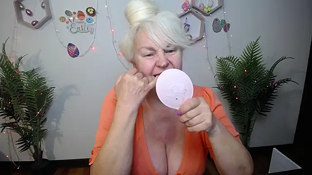 دردشة BlondyLeeBest الجنسية المباشرة